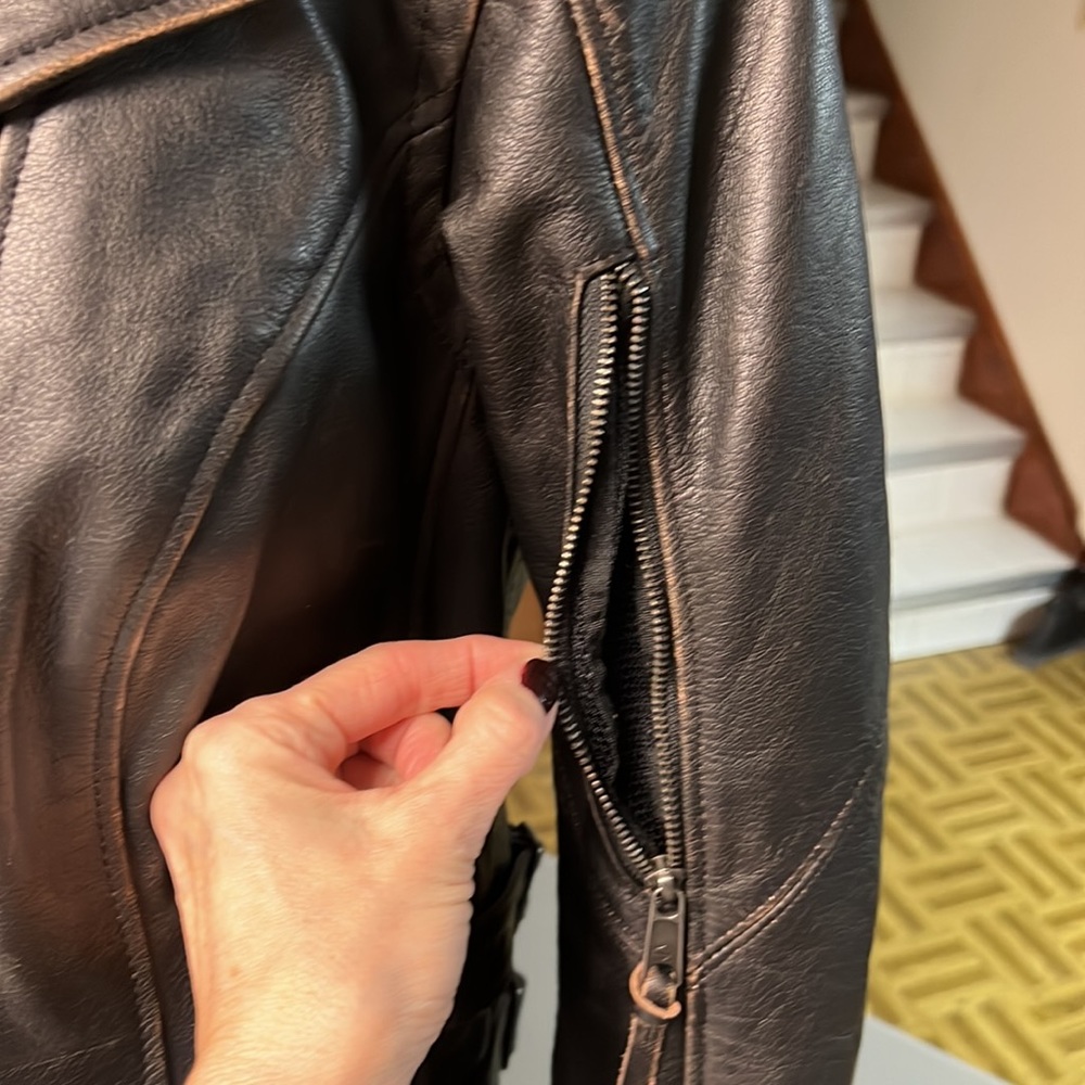 Harley-Davidson Black Leather Jacket - Picture 7 of 16